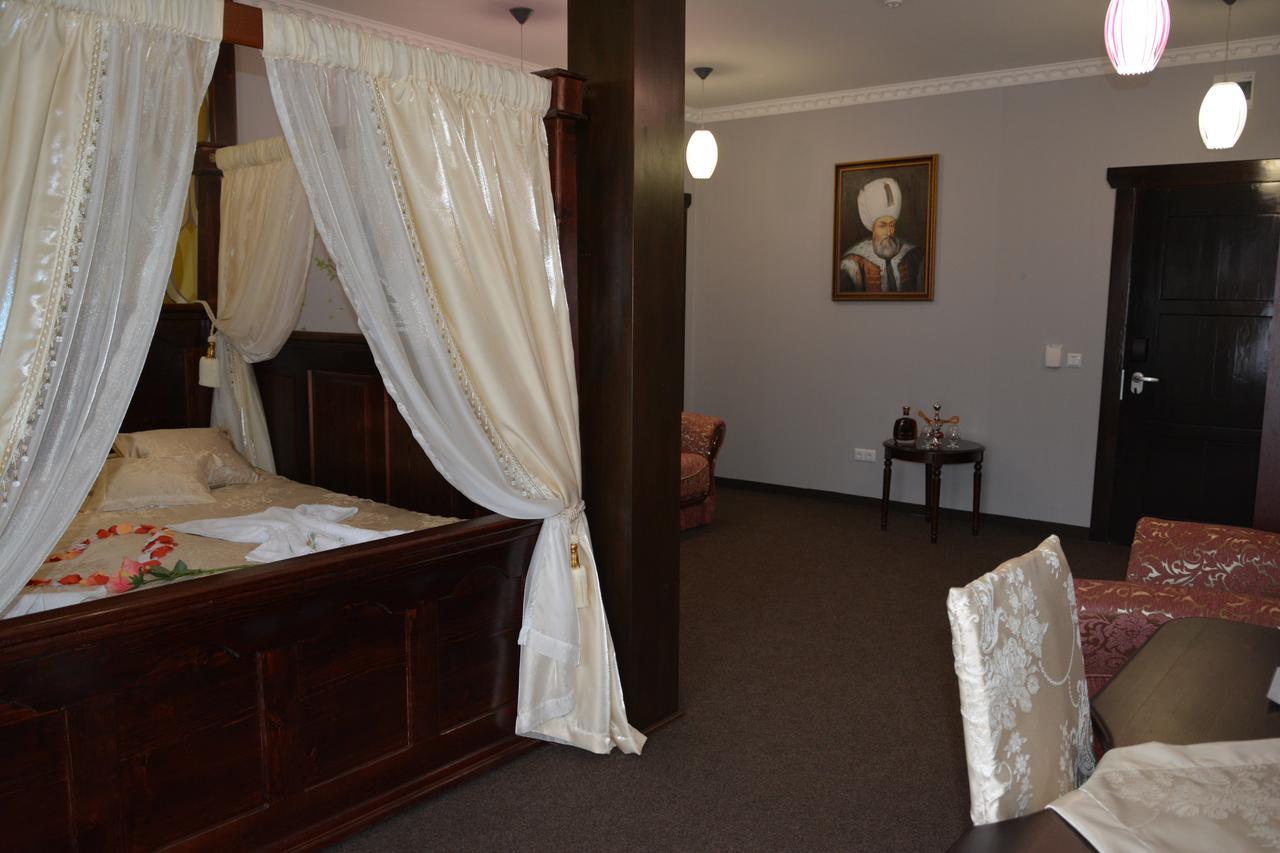 Golden Palace Dubove Dış mekan fotoğraf