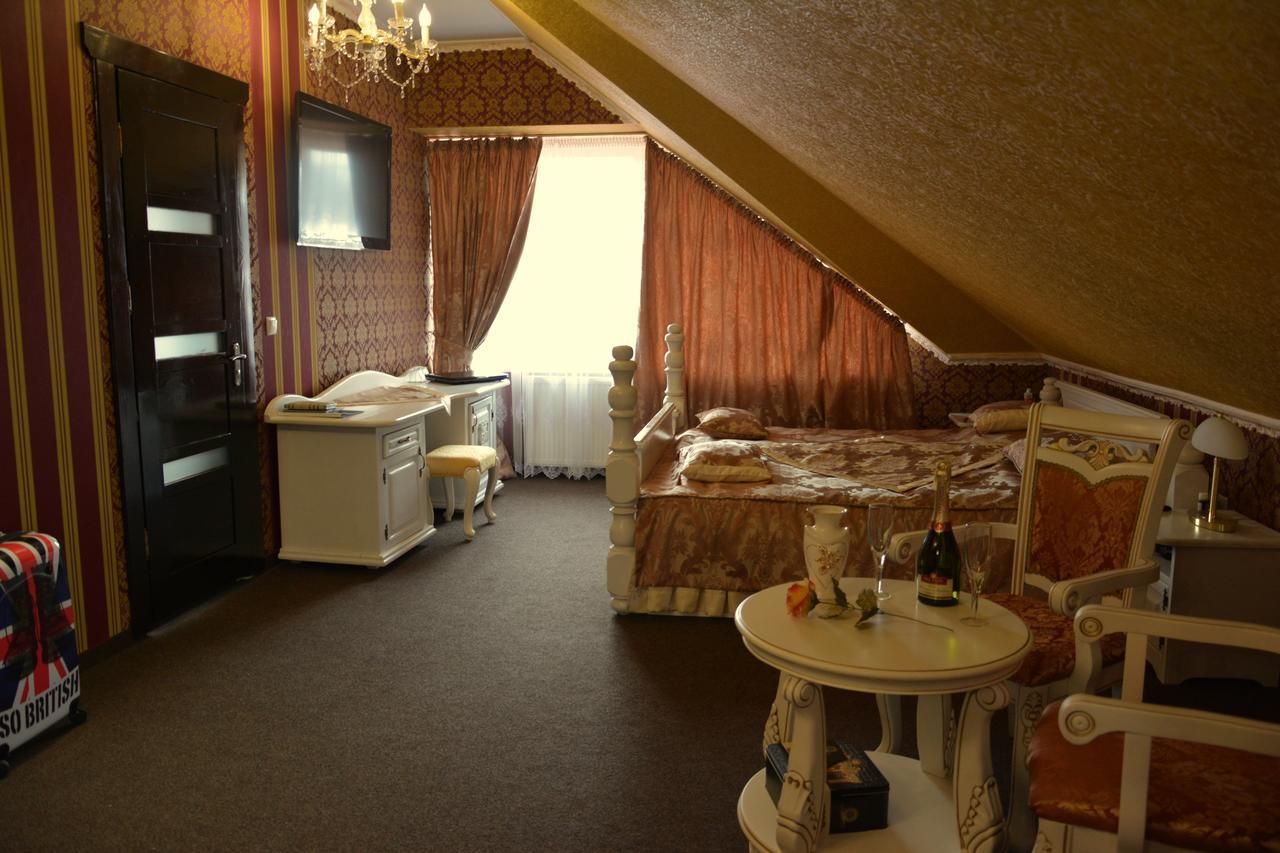 Golden Palace Dubove Dış mekan fotoğraf
