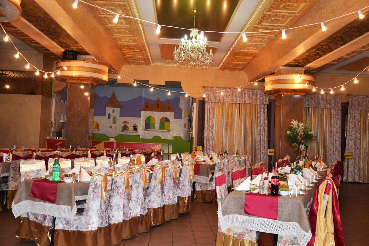 Golden Palace Dubove Dış mekan fotoğraf