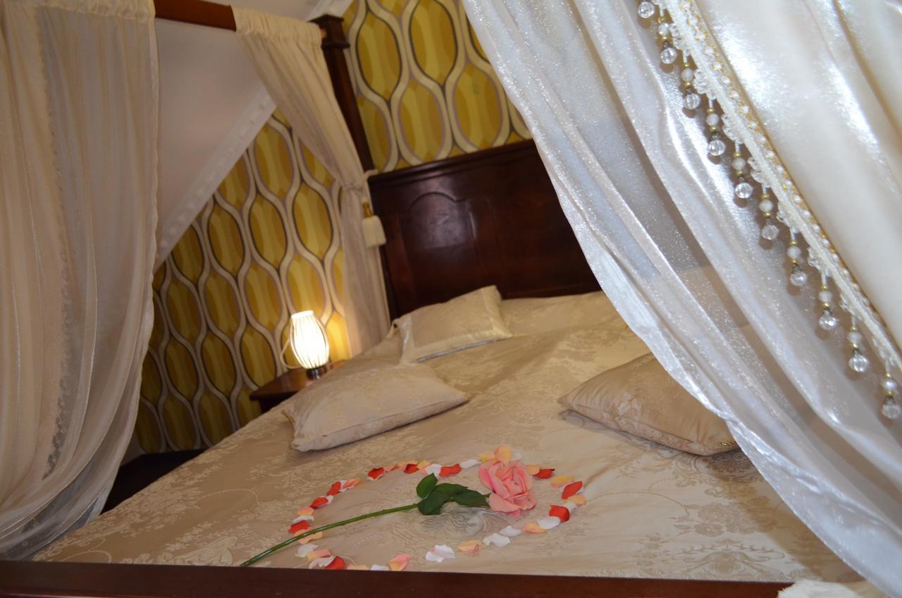 Golden Palace Dubove Dış mekan fotoğraf