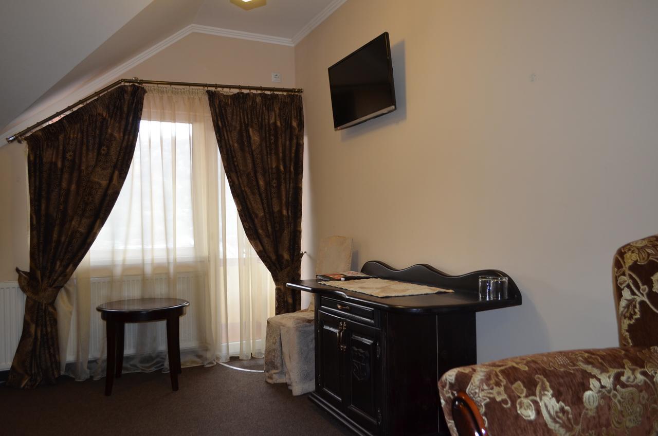 Golden Palace Dubove Dış mekan fotoğraf